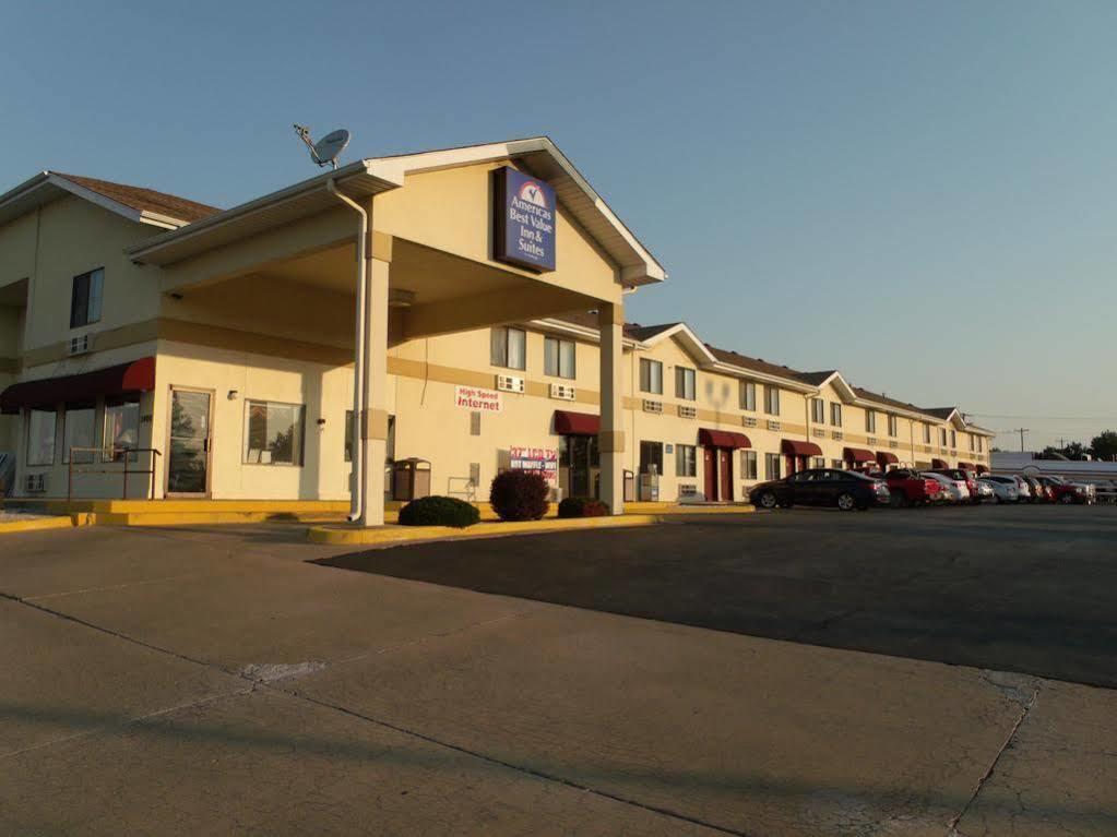 Americas Best Value Inn & Suites Harrisonville Exteriér fotografie